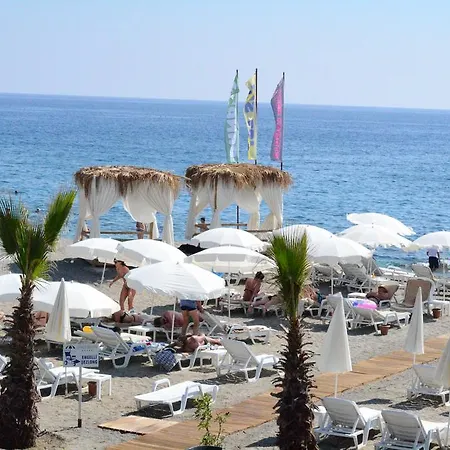 Honeymoon Vila